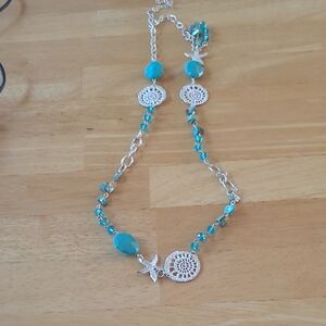 Elegant Silver and Turquoise Necklace
